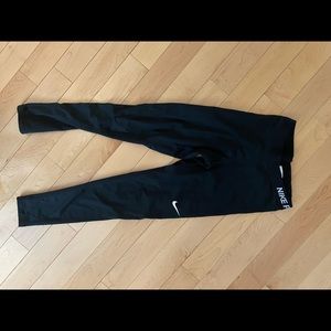 Black Nike Pro Leggings
